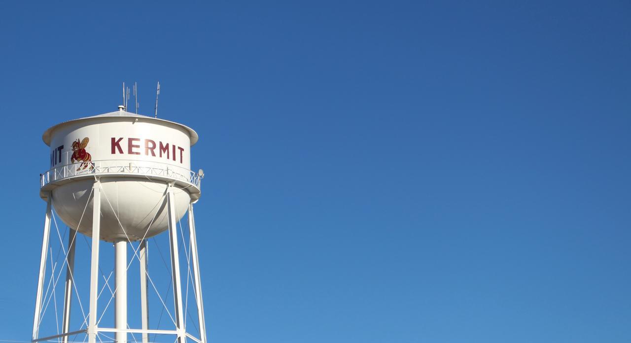 Southern Inn And Suites Kermit Exterior photo